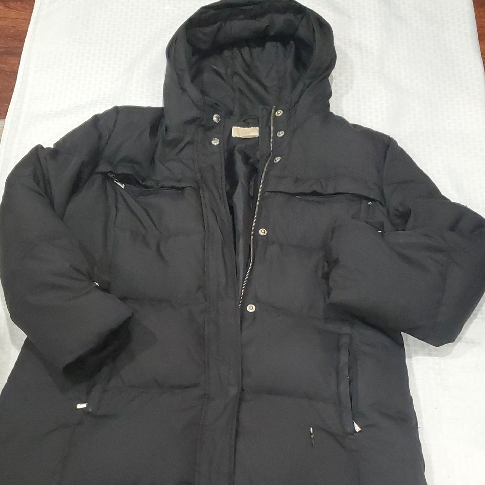 Flawed Michael Kors Long Black Coat - Picture 13 of 17